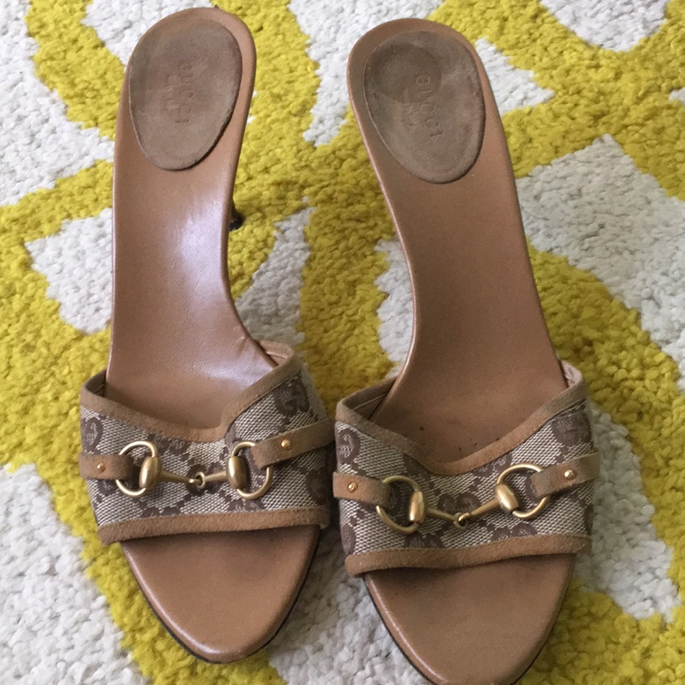 No back sandals
